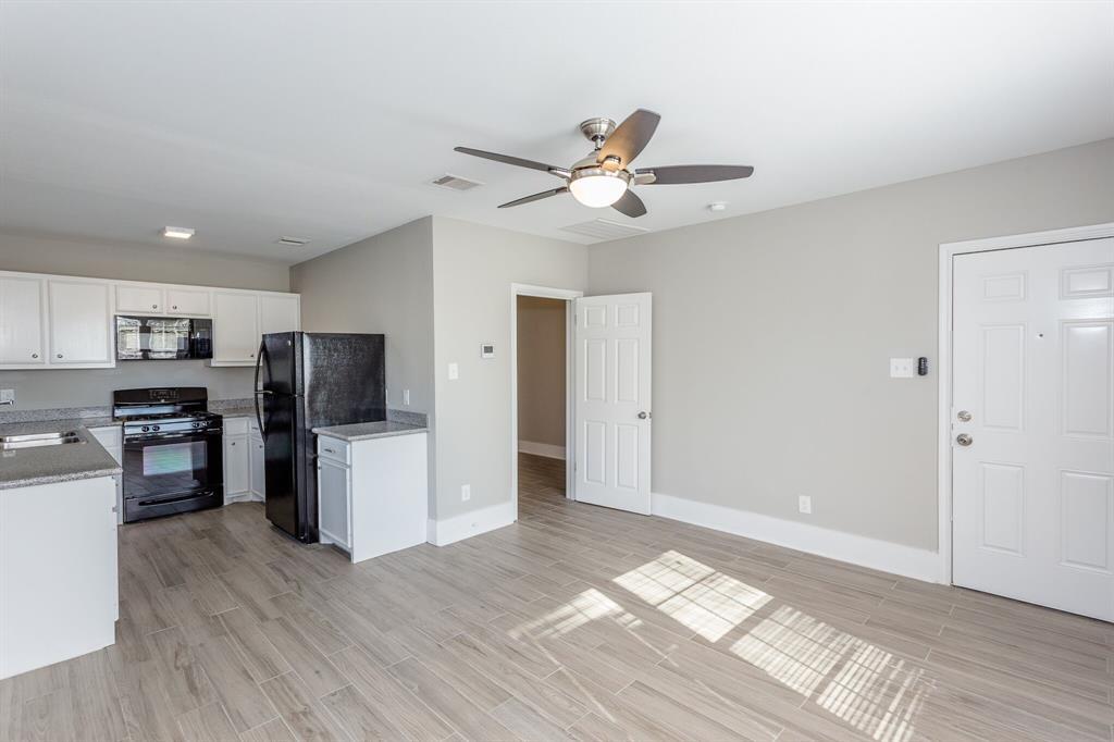 211 N Milby St in Houston, TX - Building Photo