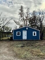 510 Noble St in Perry, OK - Building Photo