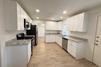 4146 Hathaway Dr in Grand Prairie, TX - Building Photo - Building Photo