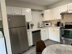 1222 Georgia St in College Station, TX - Building Photo - Building Photo