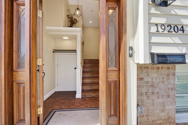 19204 Saint Johnsbury Ln in Germantown, MD - Building Photo - Building Photo