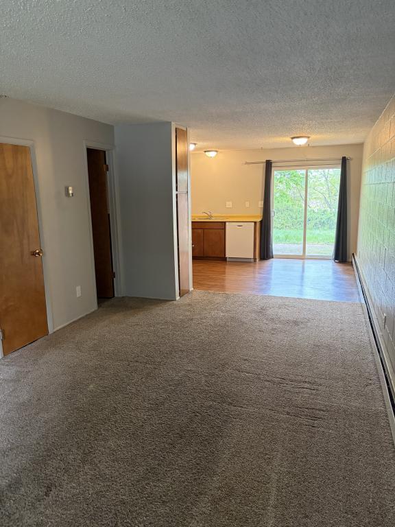207 Terrace Ave in La Grande, OR - Building Photo - Building Photo