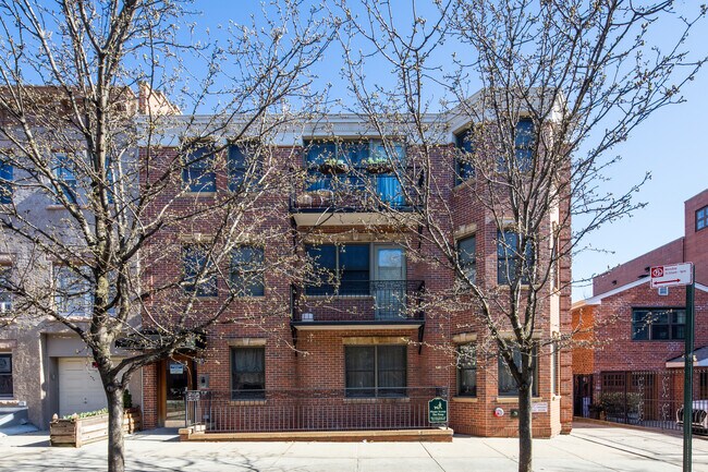 543 16th St in Brooklyn, NY - Building Photo - Building Photo