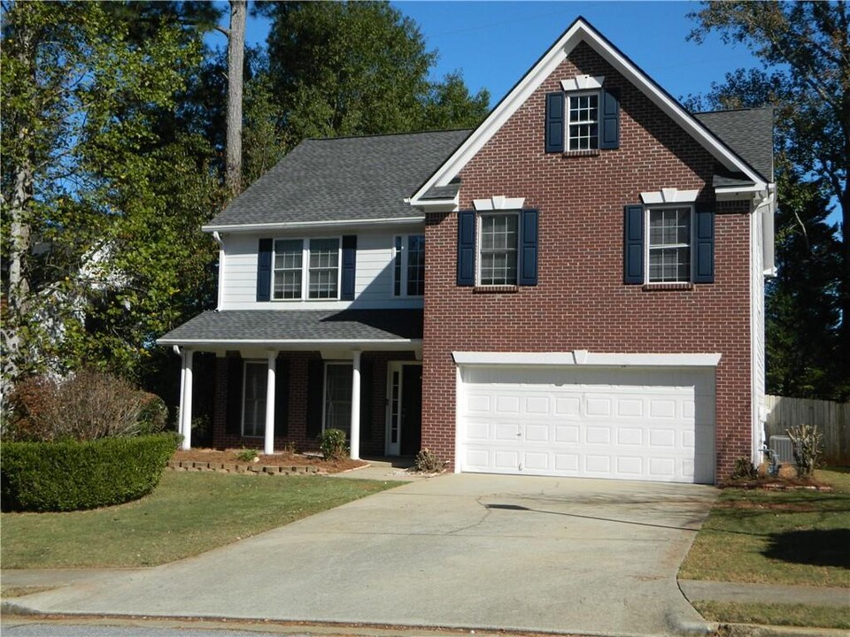 951 Bay Pointe Way SW in Lilburn, GA - Foto de edificio