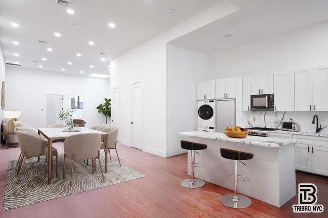 217 S 4th St in Brooklyn, NY - Building Photo - Building Photo