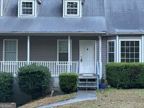 1331 Colt Ridge Dr SE in Mableton, GA - Building Photo - Building Photo