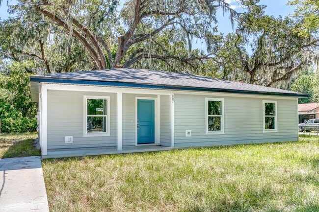 property at 214 Center St