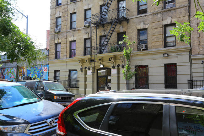 612-616 W 182nd St in New York, NY - Building Photo - Building Photo