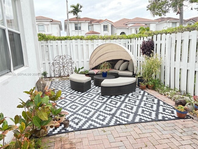 6944 NW 115th Ct in Doral, FL - Building Photo - Building Photo