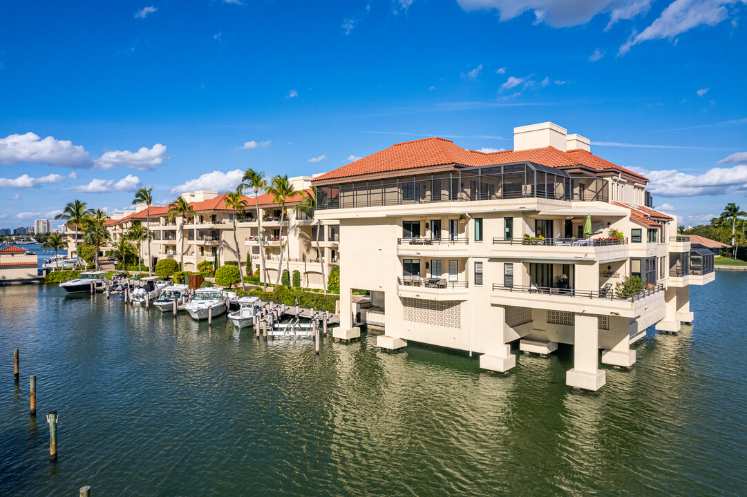 The Ardissone in Naples, FL - Foto de edificio