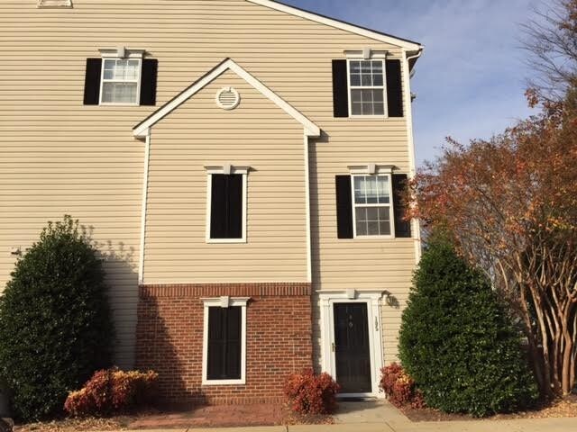 2611 Ivory Run Way-Unit -1 in Raleigh, NC - Building Photo