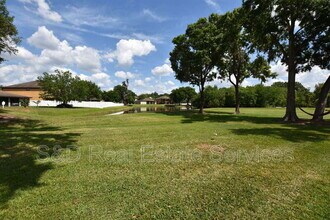 6079 Topher Trl in Mulberry, FL - Building Photo - Building Photo