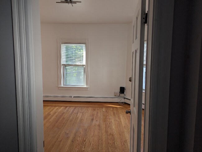77 Vinton St in Providence, RI - Building Photo - Building Photo