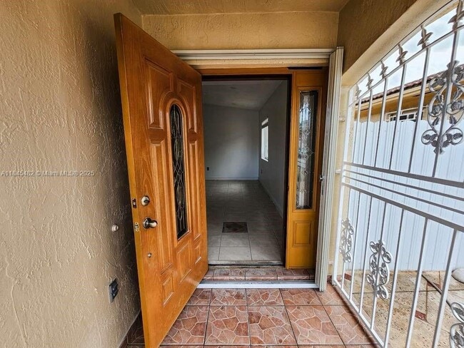 3170 W 78th St in Hialeah, FL - Building Photo - Building Photo