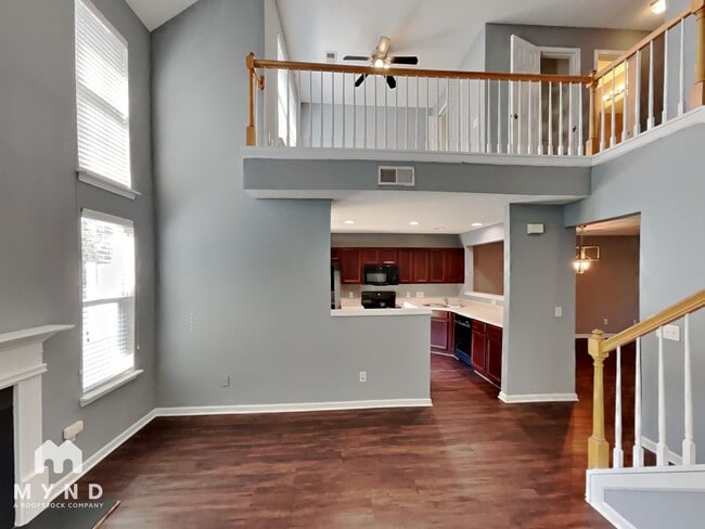 16724 Timber Crossing Rd in Charlotte, NC - Foto de edificio - Building Photo