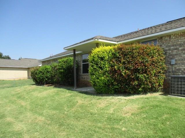 213 Bobbie Ann Ct in Granbury, TX - Building Photo - Building Photo