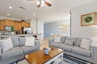 3067 Beach Palm Ave in Kissimmee, FL - Building Photo - Building Photo