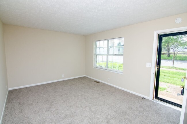 2036 10th Ave S in Nashville, TN - Building Photo - Building Photo