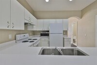 12950 Kings Crossing Dr photo'