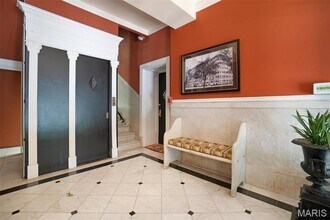 4 Kingshighway Blvd, Unit 4D in St. Louis, MO - Building Photo - Building Photo