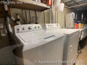 21 Sartwell Ave, Unit 3 in Somerville, MA - Building Photo - Building Photo