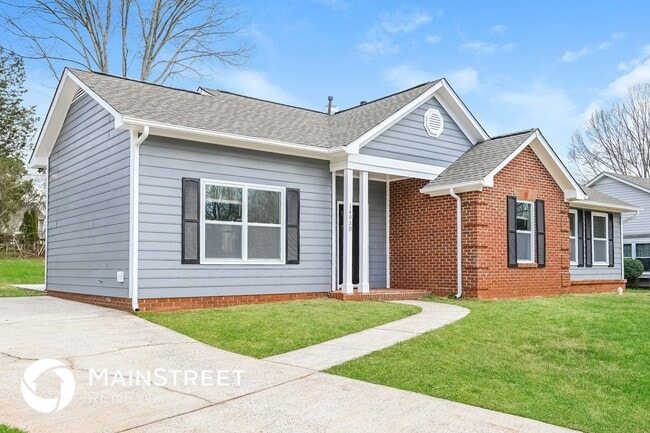 14930 Rothwell Dr in Mint Hill, NC - Building Photo - Building Photo