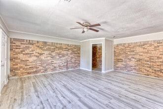 504 N Island View Ave in Long Beach, MS - Building Photo - Building Photo