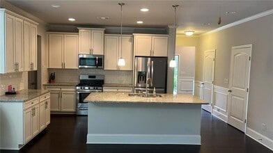 4085 Huron Dr in Cumming, GA - Building Photo - Building Photo