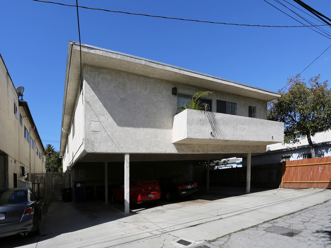 4072 Inglewood Blvd in Los Angeles, CA - Foto de edificio - Building Photo