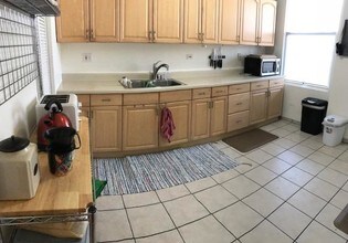 4812 S Indiana Ave, Unit 1 in Chicago, IL - Building Photo - Building Photo