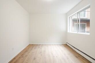 10160 Lajeunesse in Montréal, QC - Building Photo - Building Photo