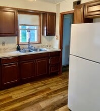 420 Fairview Dr in Champaign, IL - Building Photo - Building Photo