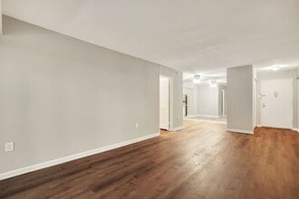 700 7th St SW in Washington, DC - Building Photo - Building Photo