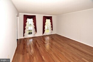 11093 Robert Carter Rd in Fairfax Station, VA - Building Photo