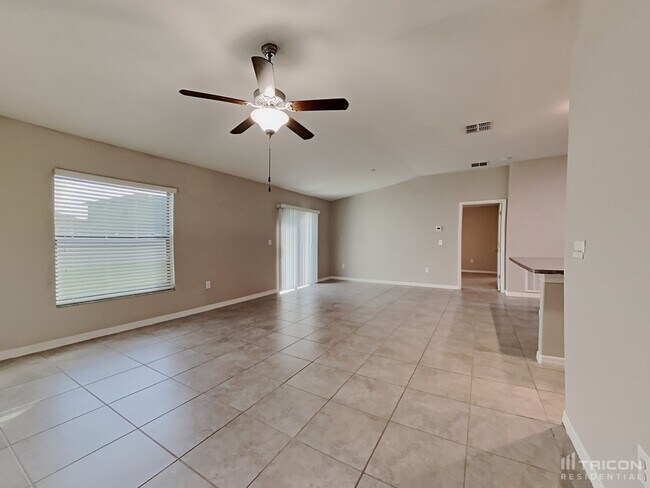 14107 Covert Green Pl in Riverview, FL - Building Photo - Building Photo