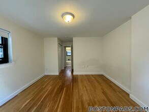 46 Harvard St in Brookline, MA - Building Photo - Building Photo
