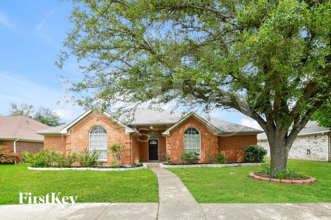 property at 1809 Pecan View Dr