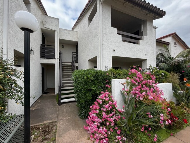 property at 2425 Cranston Dr