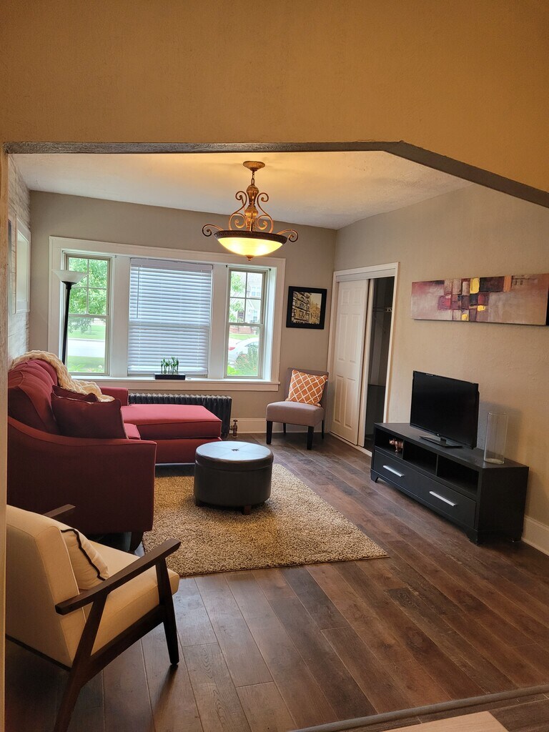 Windsor's Lakewood Properties Apartments Lakewood, OH Apartments For Rent