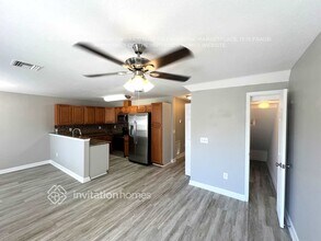 114 Carol Susan Ln in Fort Pierce, FL - Building Photo - Building Photo