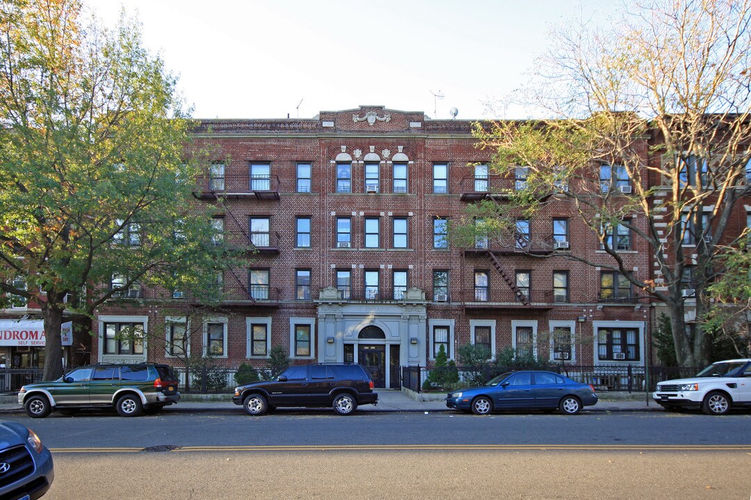 446 Saint John Pl in Brooklyn, NY - Foto de edificio