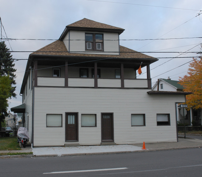 3300 Birney Ave in Moosic, PA - Foto de edificio - Building Photo