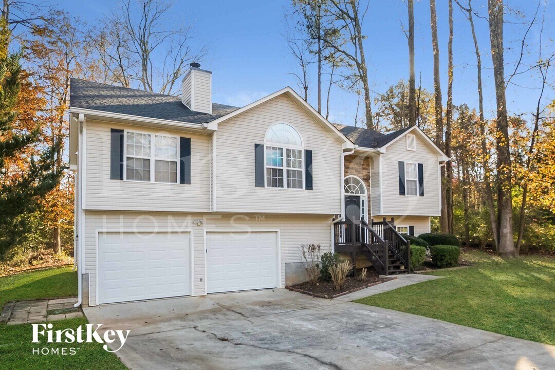 279 Pine Needle Trail in Villa Rica, GA - Building Photo