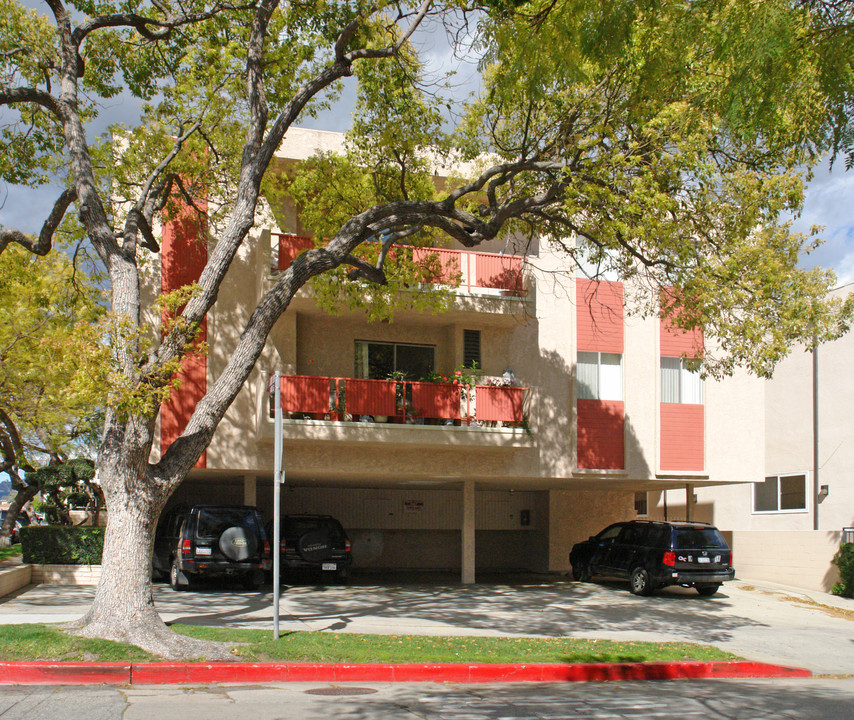 Rexford Alcott Apartments in Los Angeles, CA - Building Photo