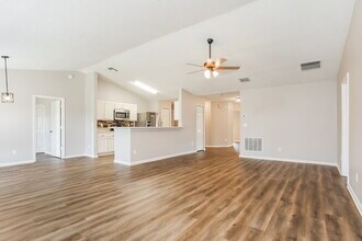 2861 Taylor Hill Dr in Jacksonville, FL - Building Photo - Building Photo