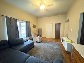 208 West Ave in La crosse, WI - Building Photo - Building Photo
