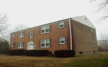 Fairfax Apartments in Wilmington, DE - Building Photo - Building Photo