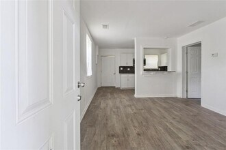 1098 Smith St SW in Atlanta, GA - Building Photo - Building Photo