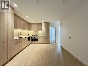 2810-2810 Nanaimo St in Vancouver, BC - Building Photo - Building Photo