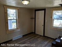 914 Barnard St photo'